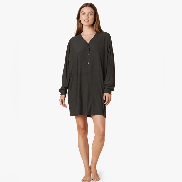 Beyond Yoga Other - Beyond Yoga Featherweight Oversized Henley Sleep Shirt